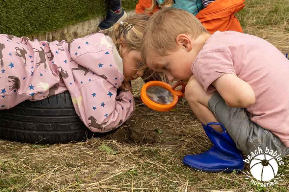Children discovering nature 2